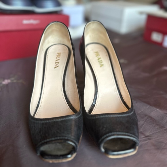 Prada women’s wedges - Picture 3 of 5